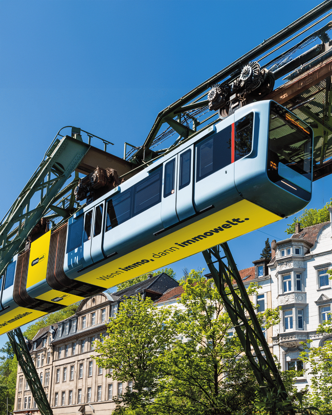 250527_immowelt_NRW_Crossmailer-schwebebahn-1080x1350-KH